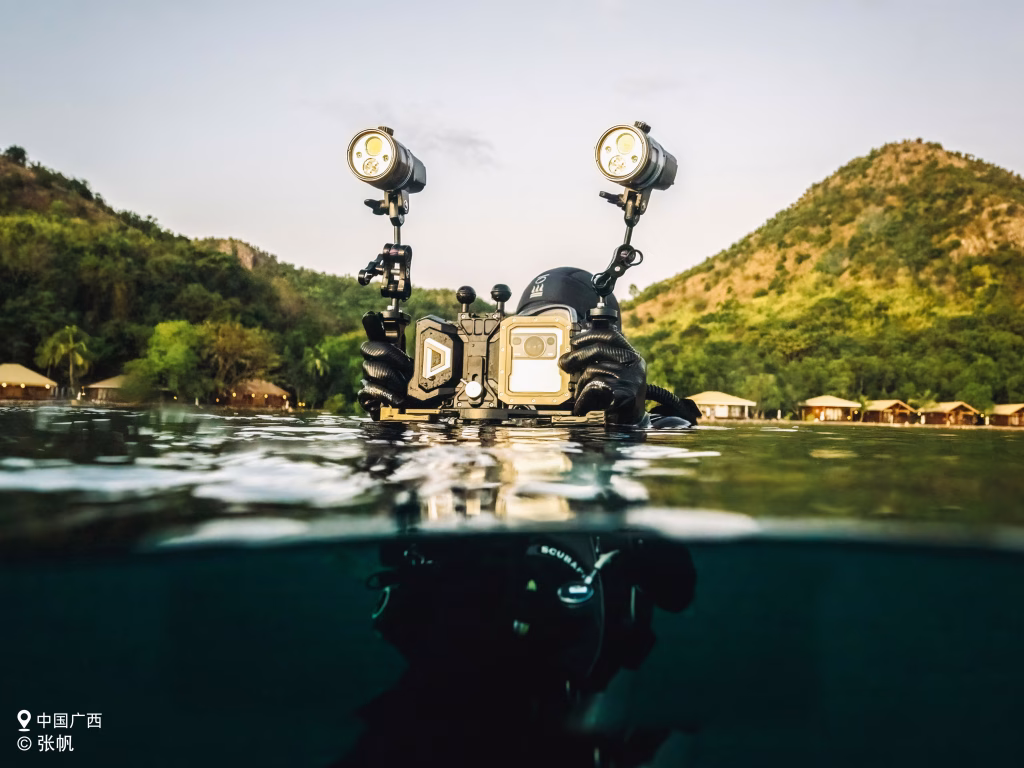 SeaTouch 4 Max Plus Underwater Smarphone Housing-Black