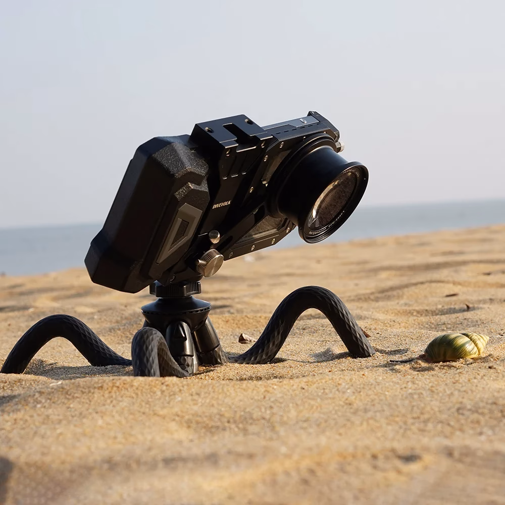 DIVEVOLK Underwater Flexible Tripod - Image 2