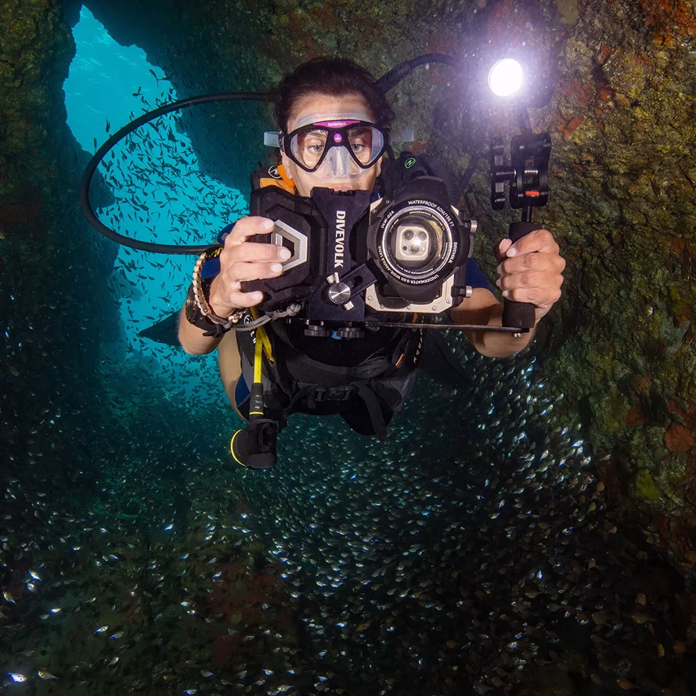 DIVEVOLK Underwater Wide-Angle Conversion Lens X0.6 - Image 3